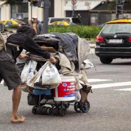 Histórica baja de la pobreza: cayó al 31,7% en el primer trimestre