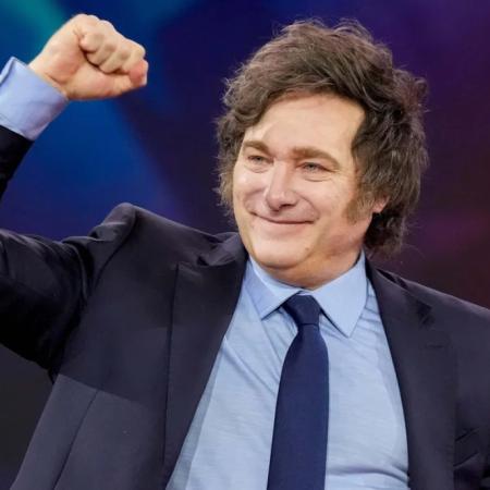 Milei en La Plata con su tropa libertaria
