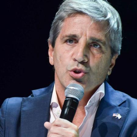 Caputo presentó un nuevo Código de Ética obligatorio en el Ministerio de Economía