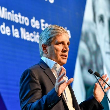 Caputo: "Eliminar las retenciones es una obsesión para este Gobierno"