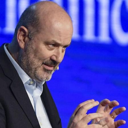 Sturzenegger apunta a la AFA: ¿qué está en juego?