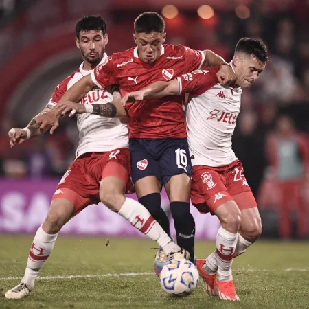 San Lorenzo, Independiente, Banfield y tres clubes más siguen inhibidos