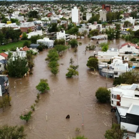 El Gobierno amplía el acceso a subsidios por inundaciones en Bahía Blanca