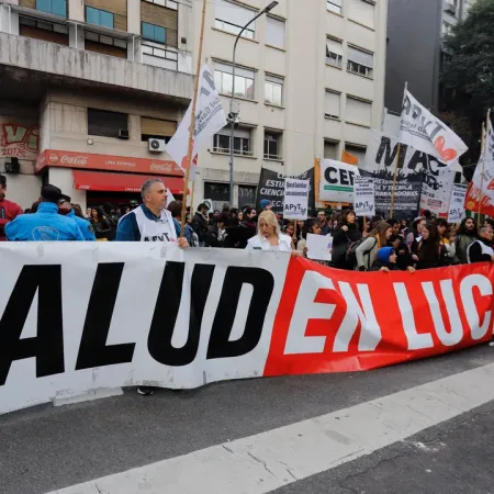 Crisis en el Garrahan: anuncian dos paros y exigen que Diputados vote la ley de emergencia