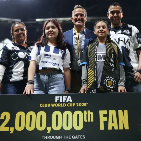 FIFA reconoció al hincha 2.000.000: quién es y qué recibió