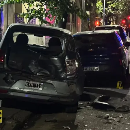 Robo, persecución y muerte en Palermo: huyó en una camioneta, chocó contra una moto y mató a un joven