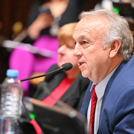 Impulsan una ley para evitar cambios electorales cerca de los comicios