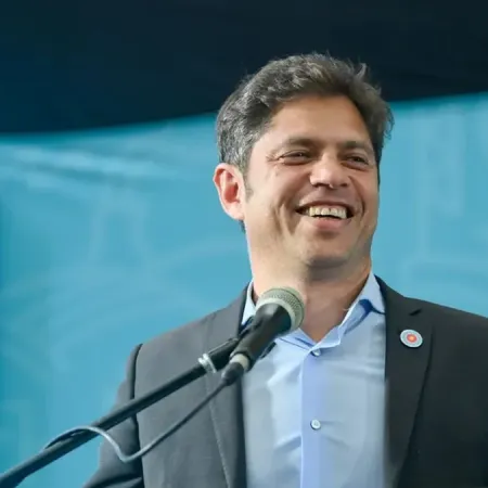 Axel Kicillof llamó a la unidad peronista con críticas a Milei y un guiño a Cristina Kirchner