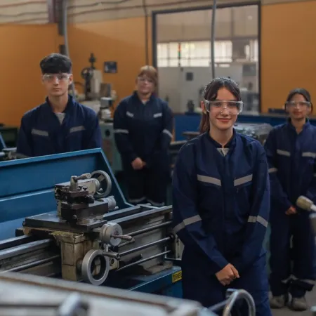 Chile y la crisis en liceos técnicos: ¿cómo mejorar la formación docente?