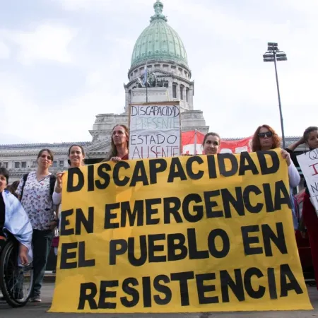 Organizaciones de personas con discapacidad se movilizan al Congreso