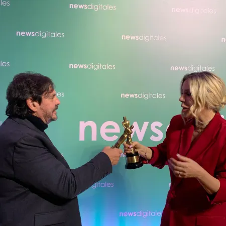 Tatiana Schapiro y Felipe Pigna ganaron sus ternas y se llevaron un Martín Fierro
