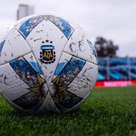 Cómo viene el mercado de pases para River, Boca, San Lorenzo, Racing e Independiente