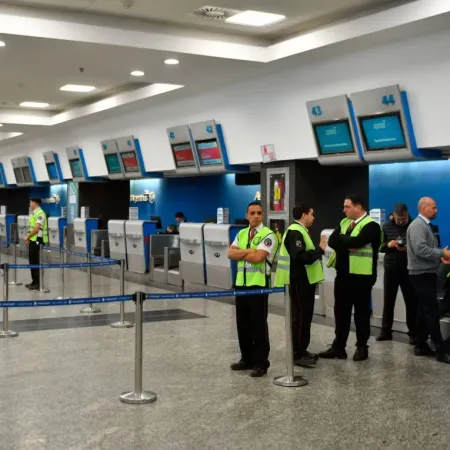 Paro total de pilotos en pleno inicio de las vacaciones el sábado 19