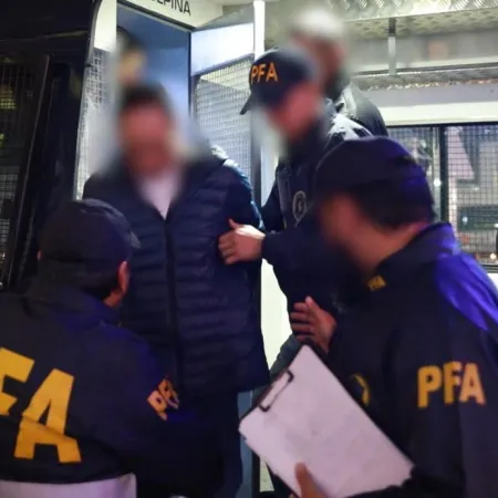 De Ezeiza a Cancún: extraditaron a los jefes narcos mexicanos detrás de la operación "Bobinas Blancas"