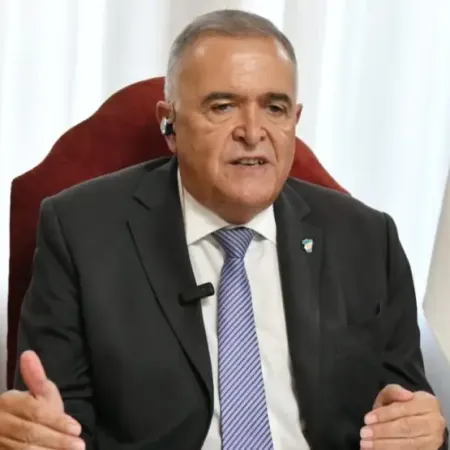 El gobernador de Tucumán vetó la ley de guardaparques y desató una fuerte polémica