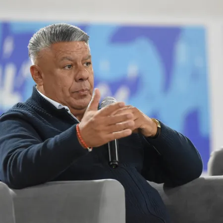 Chiqui Tapia: "Los clubes que quieran y puedan recibirán visitantes"