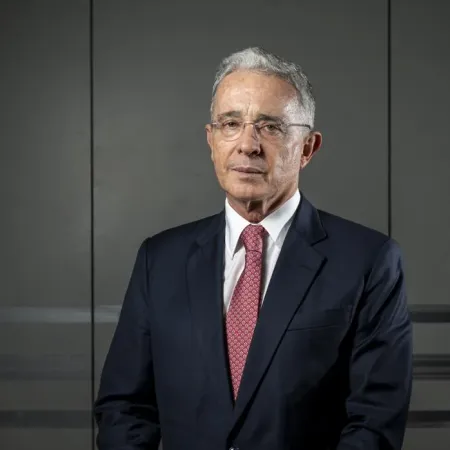 Diego Cadena: el abogado de Uribe ante un veredicto clave