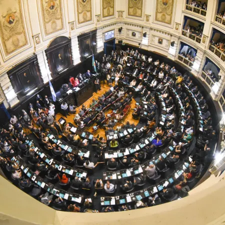 Una elección con mucho "desparramo" de poder y La Plata en la escena nacional