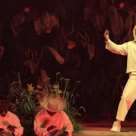 Bad Bunny desafía críticas en Puerto Rico: el uso de animales en su show