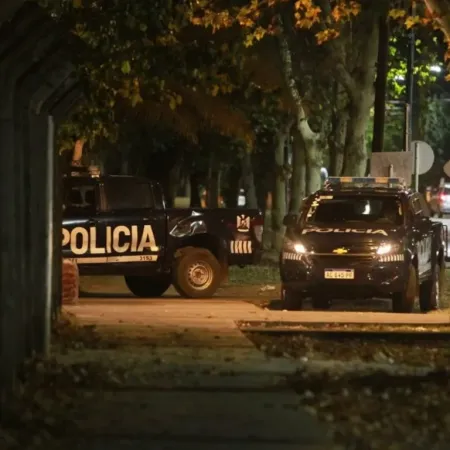 Un infierno sin vuelta: sicarios en moto asesinaron a tiros al “Demonio” frente a su familia