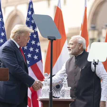 India enfrenta un arancel del 25% según Donald Trump: ¿Qué hay detrás?