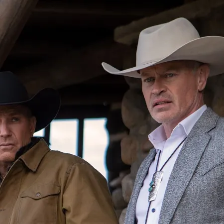 Actuó en Yellowstone y dice que le cortaron la carrera por negarse a besar otra mujer