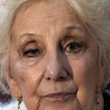 Estela de Carlotto acusó a Milei de destruir el país tras el hallazgo del nieto 140