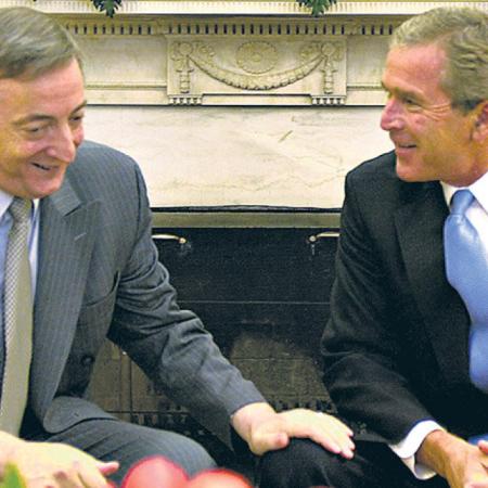 De la rodilla de Bush al seguidismo libertario: 22 años de política exterior en reversa