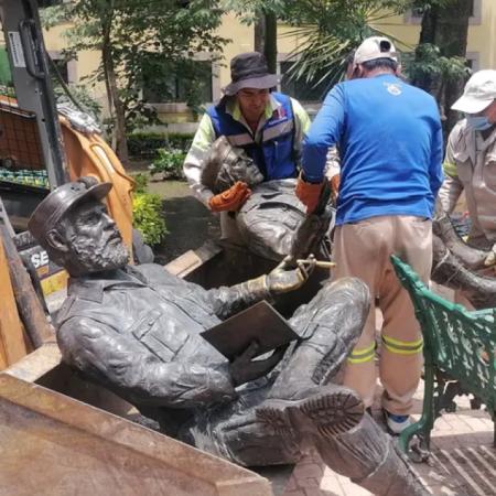 Ciudad de México: el retiro de estatuas que responde a 15.000 peticiones