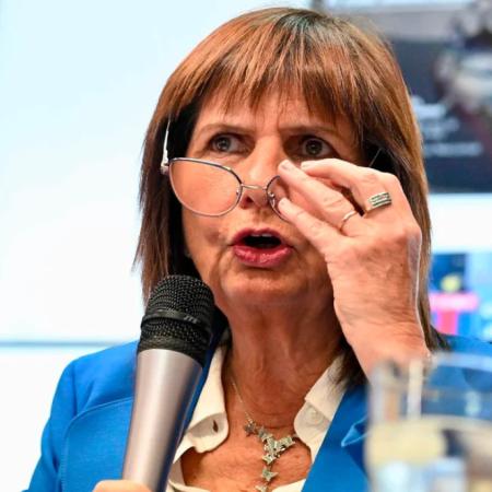 Bullrich acusa a Kicillof de espionaje y defiende a policías libertarios