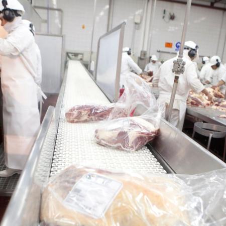 En el Mundial de Clubes agroindustrial, la carne vacuna es el Chelsea y las frutas y verduras, el PSG