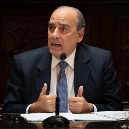 Francos amenaza con vetos y juicios si el Congreso aprueba más gasto sin fondos