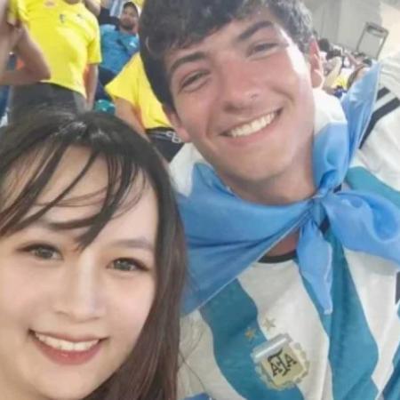 Una joven china viaja por Argentina en busca de "su héroe" de la Copa América