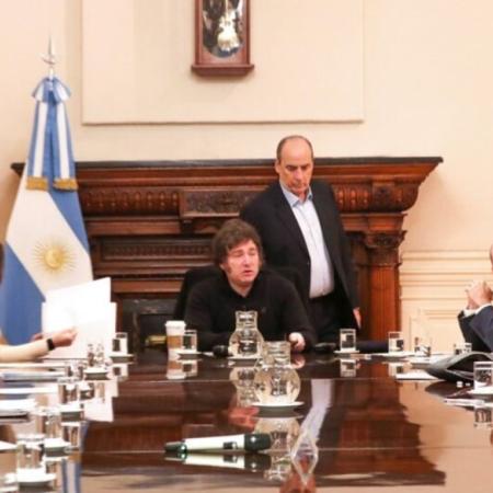 Fallo por YPF: Milei reunió al Gabinete para definir la estrategia judicial