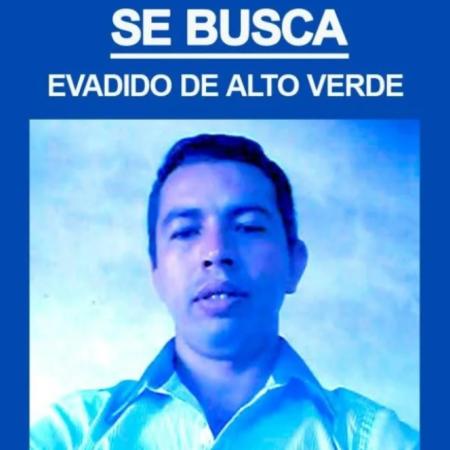 Esposaron a un preso que tenía dos dedos en una mano y se fugó de un hospital