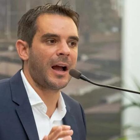 Passaglia criticó a Grabois, al PRO y al oficialismo, y llamó a votar por HECHOS