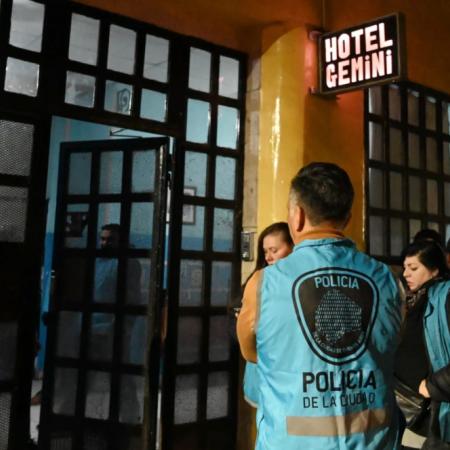 Clausuraron un hotel en Balvanera por narcomenudeo y usurpación