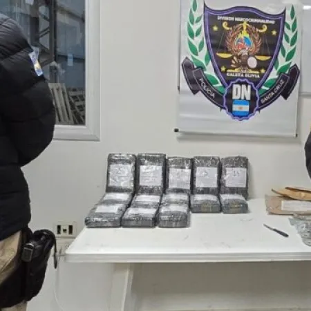 Dictan preventiva por 45 días a un narco que llevaba un cargamento de cocaína valuado en 780 millones de pesos