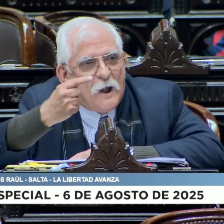 Bizarro: Carlos Zapata dijo que nace el partido M.I.E.R.D.A en Argentina