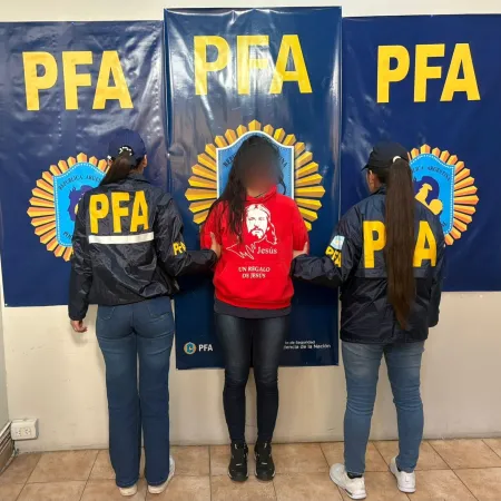 Detienen a dos prostitutas acusadas de matar a golpes a otra que intentó robarles clientes