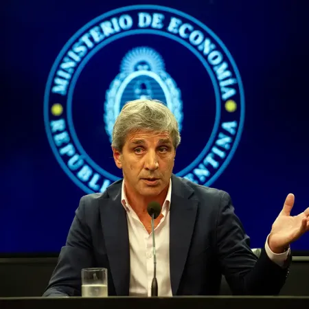 Caputo pidió moderar precios y las consultoras ven una inflación de hasta 2,5% en agosto