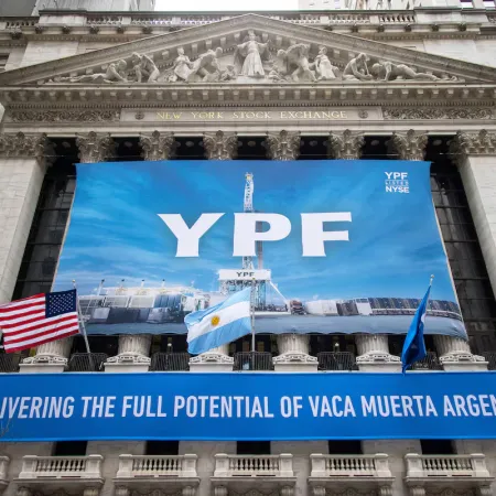 Jornada clave en Nueva York: la Justicia de EE.UU. define el futuro del juicio millonario por YPF