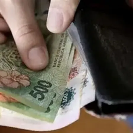 Trabajar en Argentina: cuánto piden de sueldo quienes buscan empleo