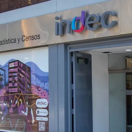 Una familia de cuatro integrantes necesitó en julio $1.149.353 para no ser pobre