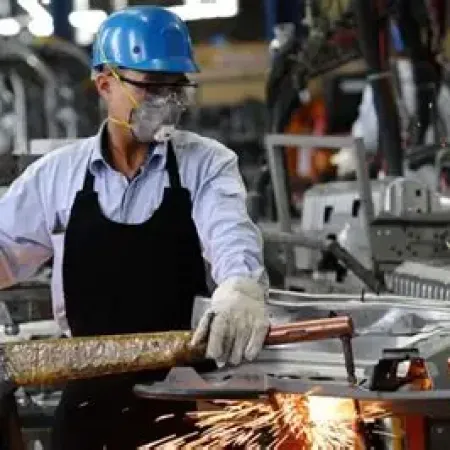 La capacidad instalada sigue en mínimos y golpea a las pymes