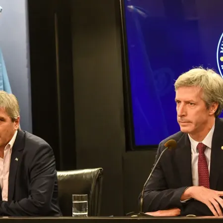 Los bancos marcan distancia y el Gobierno endurece el cepo a los pesos