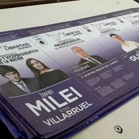 Preocupación y alerta en LLA por boletas que podrían confundir a los votantes