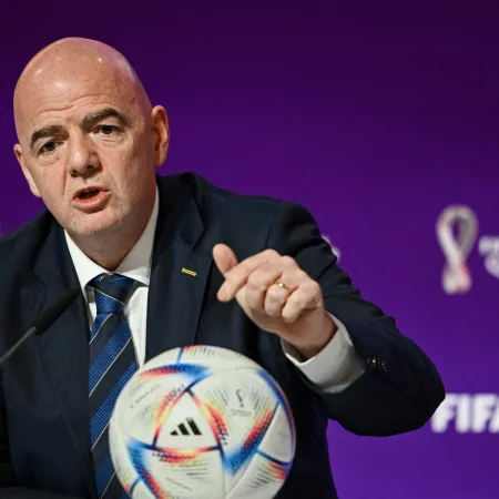 El presidente de la FIFA Gianni Infantino repudió los incidentes de Avellaneda