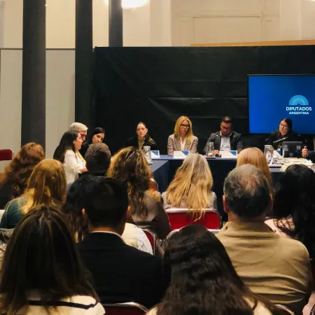 Encuentro en Buenos Aires: el futuro de Venezuela en debate