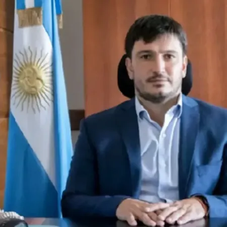 Gastón Morán asume la dirección transitoria del Instituto Nacional de Medicamentos
